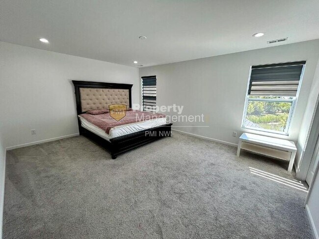 Building Photo - 5625 Burr Rdg Cir