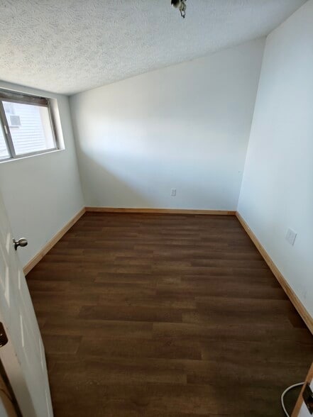 Building Photo - 2782 Latulle Ave