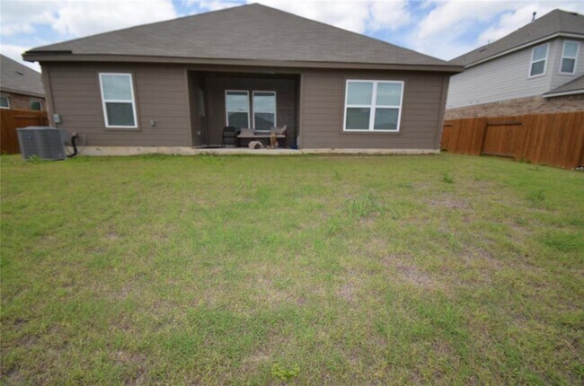 Building Photo - 1187 Amy Dr