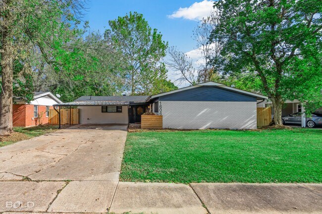 Building Photo - 1606 Joy Dr