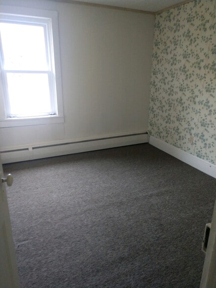 Bedroom - 19 Pond Hill Rd