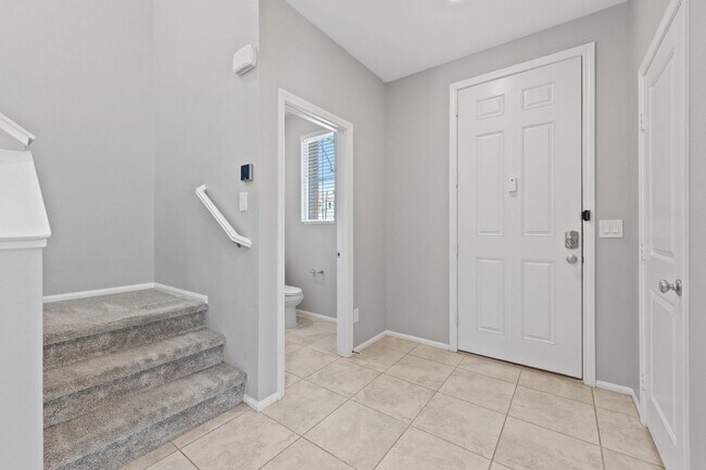 Building Photo - Modern 3-Bedroom + Loft Near VA Hospital