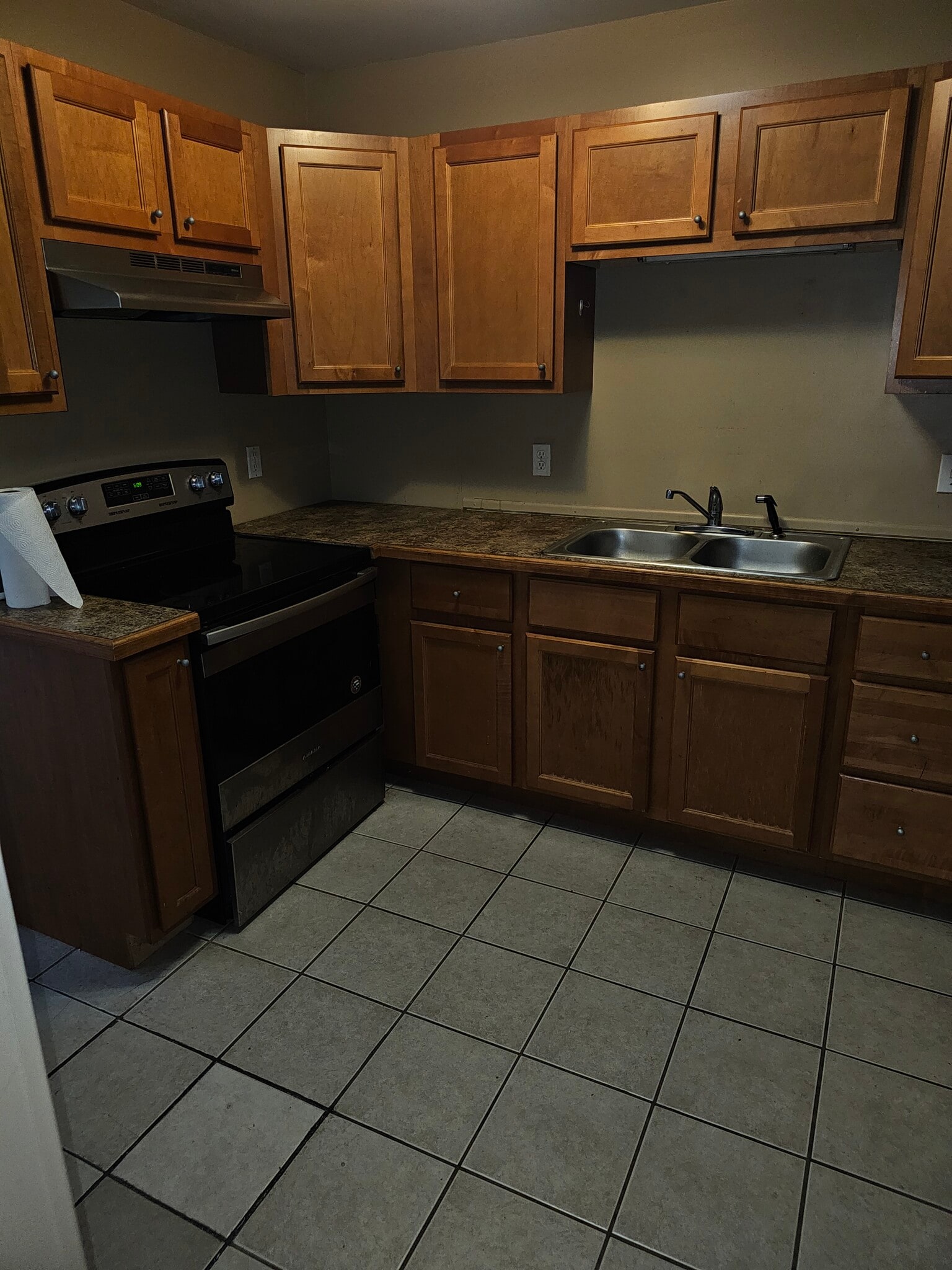 Building Photo - 404 S Keyser Ave