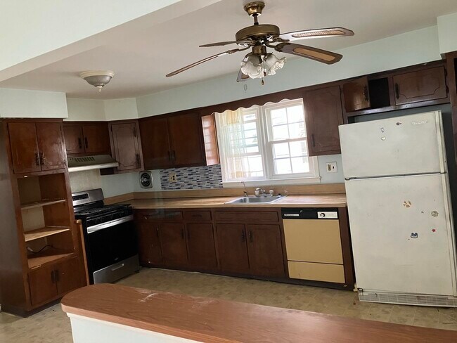 Building Photo - 809 John F. Kennedy Blvd