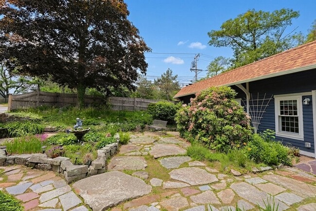 Building Photo - 93 Granite St