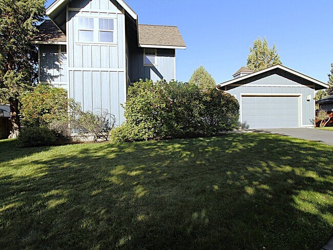 Primary Photo - Charming 3-Bedroom Home in NE Bend – Close...