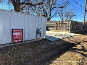 Building Photo - 1712 27th St
