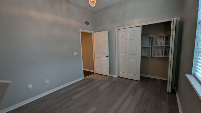 Building Photo - Longleaf 3 bedroom 2 bath