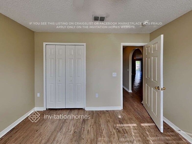 Building Photo - 24829 Ravello St