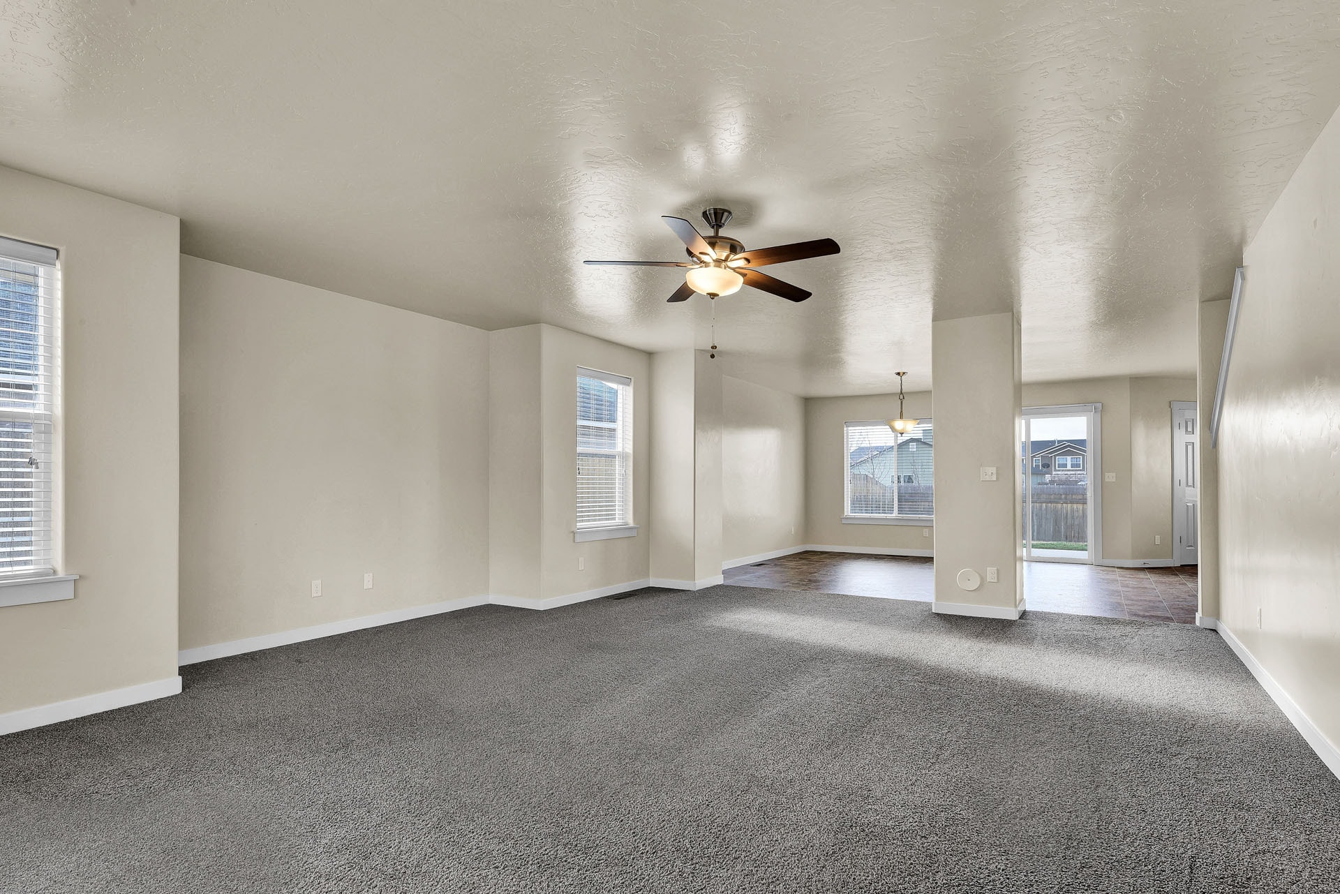 Building Photo - 1633 Placerville St