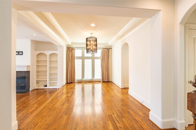 Building Photo - 4233 Childress St