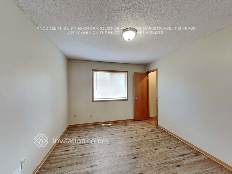 Building Photo - 9356 Vincent Ave N