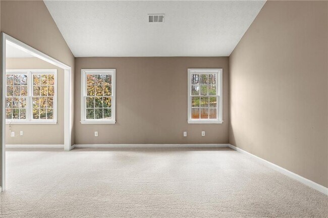 Building Photo - 16 Valleyside Dr