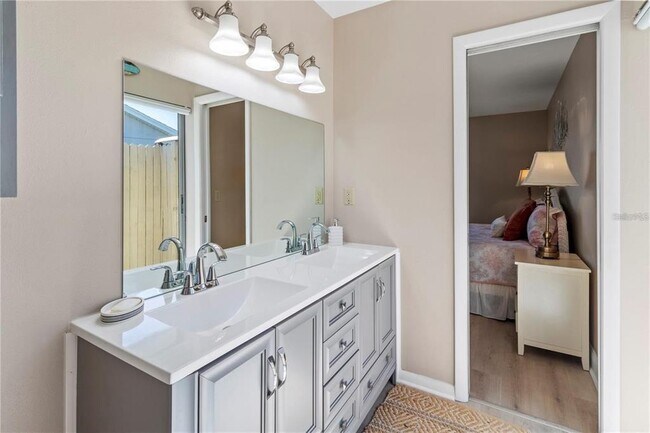 Building Photo - 5207 88th St W