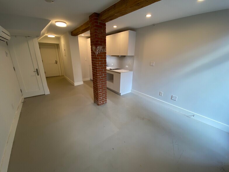Building Photo - 459 Massachusetts Ave
