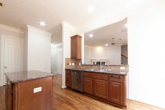 Building Photo - 3206 Holly Thicket Dr