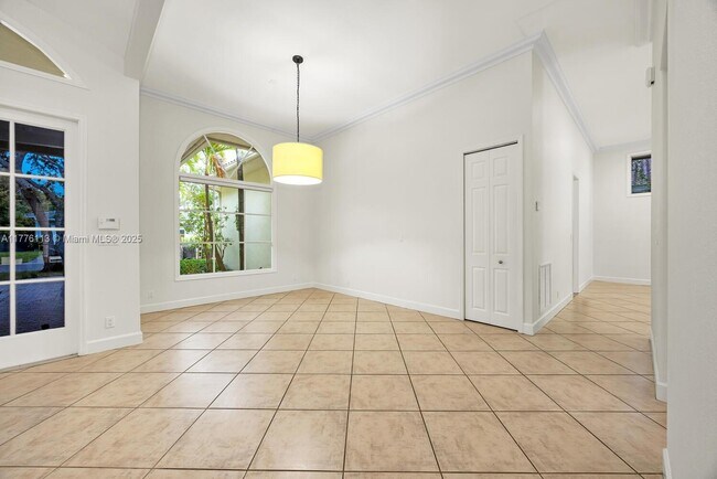 Building Photo - 11149 SW 78th Ave
