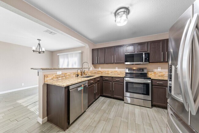 Building Photo - 219 Coriander Bend