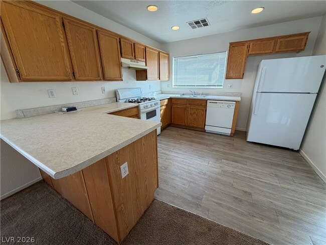 Building Photo - 5211 Paradise Skies Ave