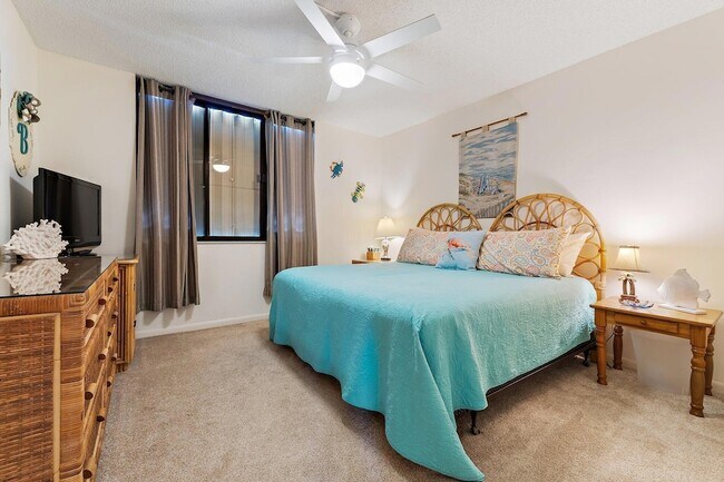 Building Photo - 300 Ocean Trail Way