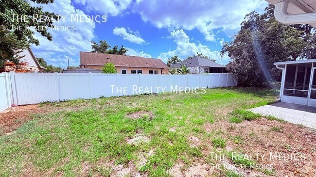 Building Photo - 2850 Bolton Bend