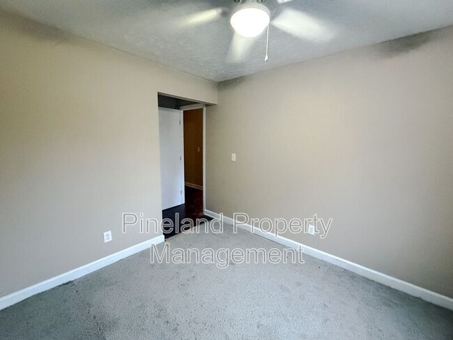 Building Photo - 2736 George Owen Rd