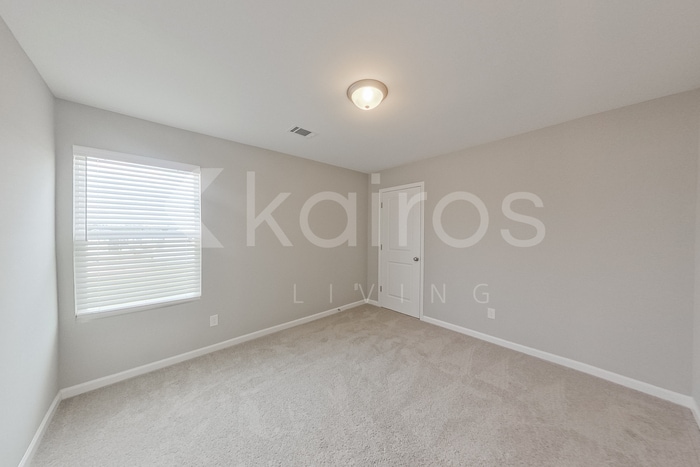 Building Photo - 5016 Cobalt Fls Bnd