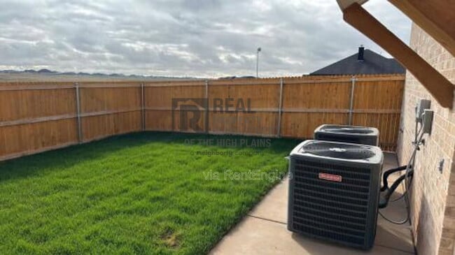 Building Photo - 14007 Hawksbeard Pl