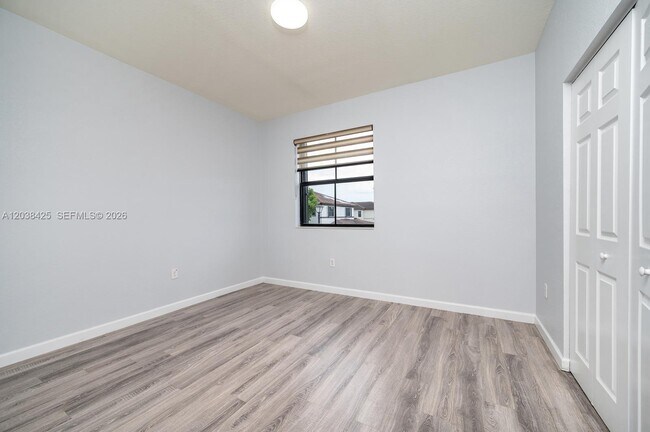 Building Photo - 25006 SW 118th Ave
