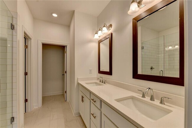 Building Photo - 603 Millcroft Blvd