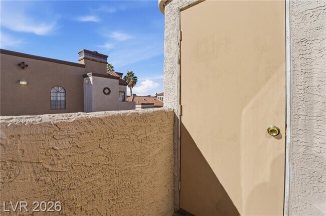 Building Photo - 2982 Juniper Hills Blvd