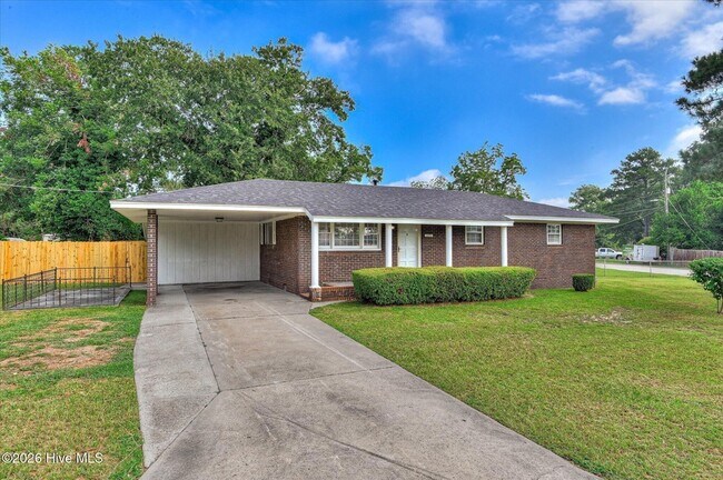 Building Photo - 1831 Cottonwood Dr