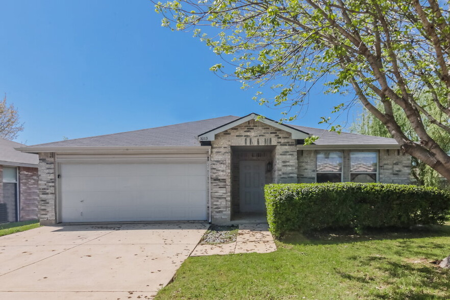 Primary Photo - 16113 Windsong Ct