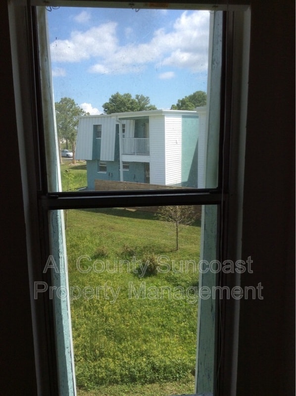 Building Photo - 7450 35th St N