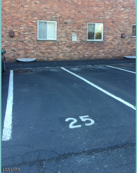 Building Photo - 189 Littleton Rd