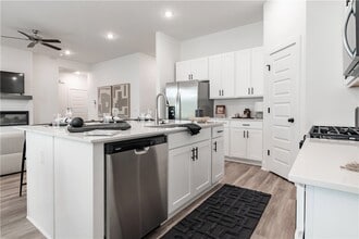 Building Photo - 452 W Gosling Isle