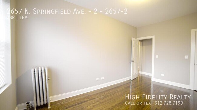Building Photo - 2657 N Springfield Ave
