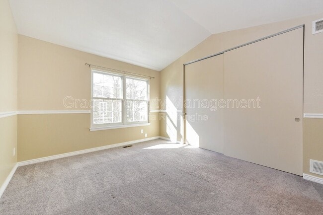 Building Photo - 8165 S Fillmore Way