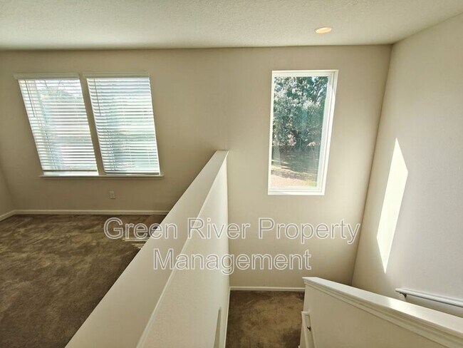 Building Photo - 5138 Sawmill Pt Wy