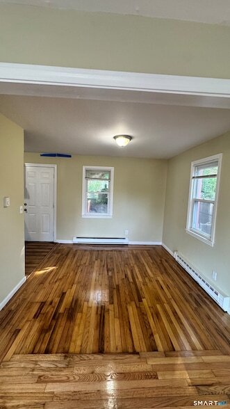 Building Photo - 140 Forest Rd