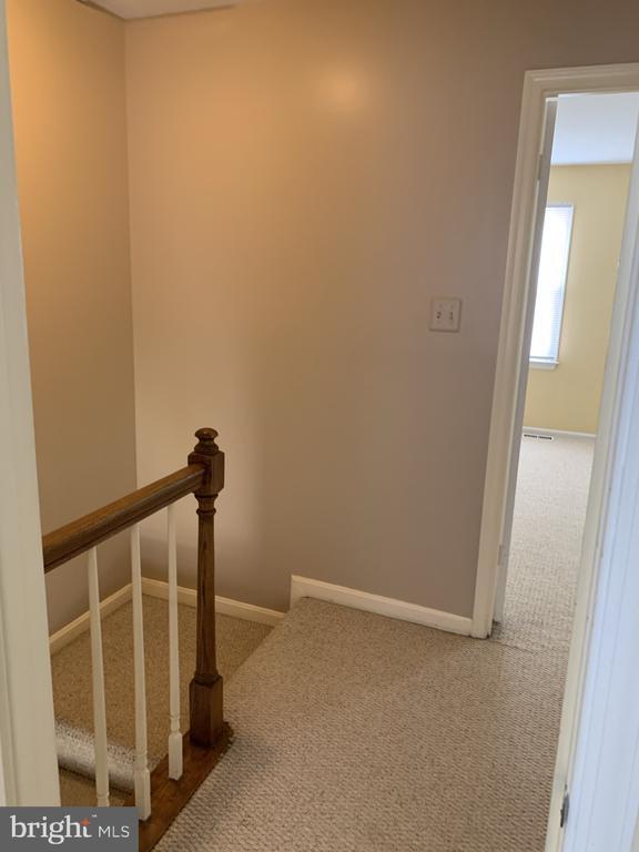 Building Photo - 22319 Mayfield Sq