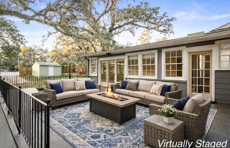 Building Photo - 2014 Golf Terrace Dr