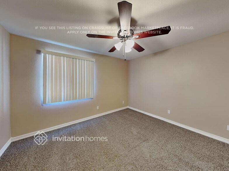 Building Photo - 14815 N 38th St