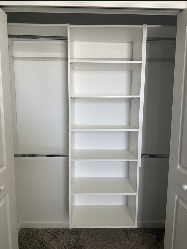 Building Photo - 337 Bogey Dr