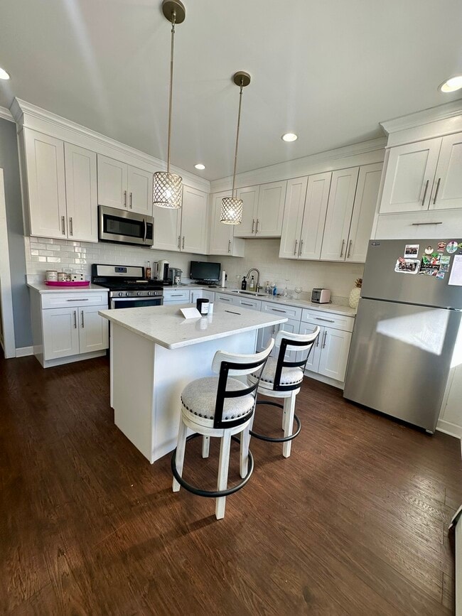 Building Photo - 3619 S Rockwell St