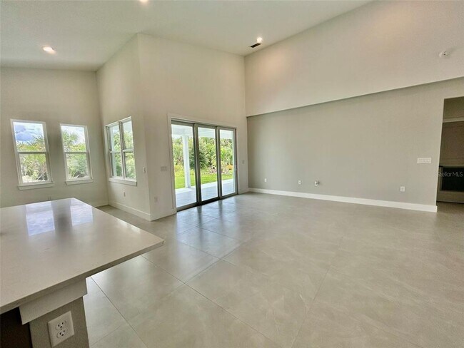 Building Photo - 8181 Tecumseh Cir