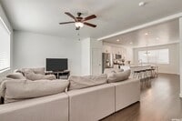 Building Photo - 456 Willow Leaf Rd