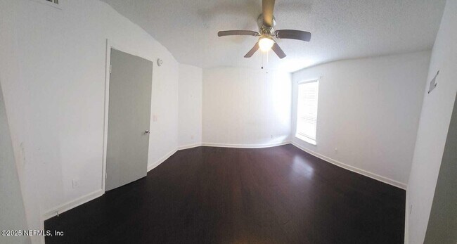Building Photo - 10200 Belle Rive Blvd