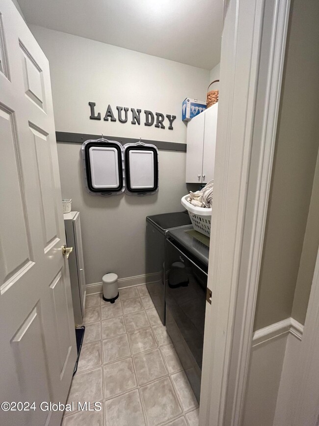 Building Photo - 43 Waterview Dr