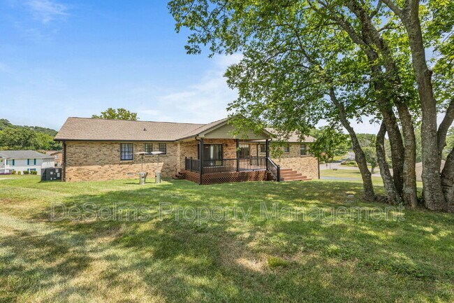 Building Photo - 6999 Tartan Dr